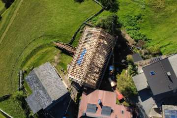 Wassertheurer Drone zimmereiarbeiten